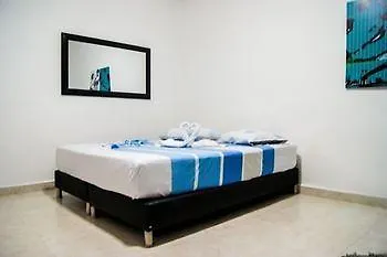 Hotel Paradise La 33 Medellin 4*,